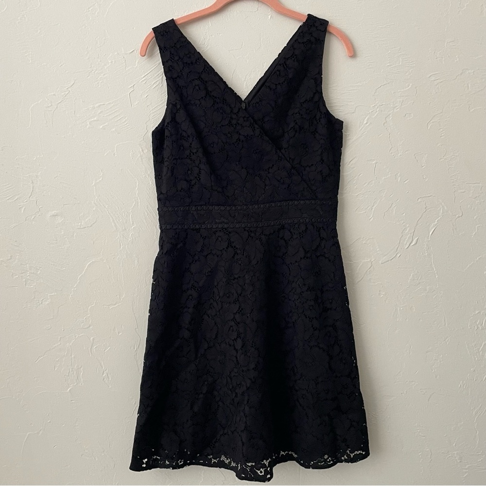 LOFT Elegant Black Lace V-Neck Dress Size 2 NWT Sleeveless A Line